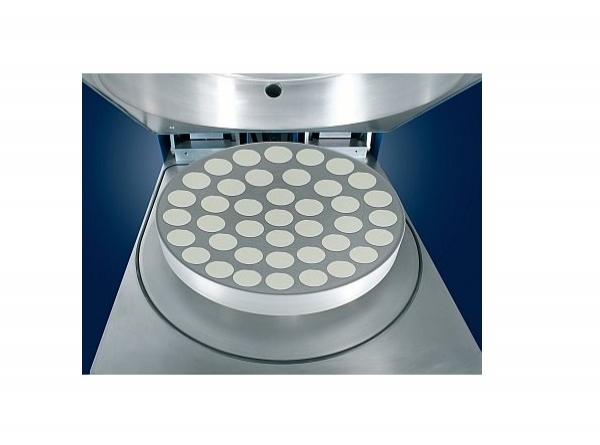 Hệ thống tăng cường hóa học bằng điện plazma (PECVD)